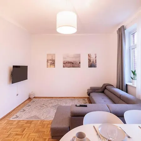 Apartment Geraeumige Und Ruhige Am Kanal Hannover